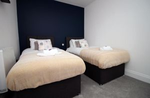 Photo 9- click for photo gallery